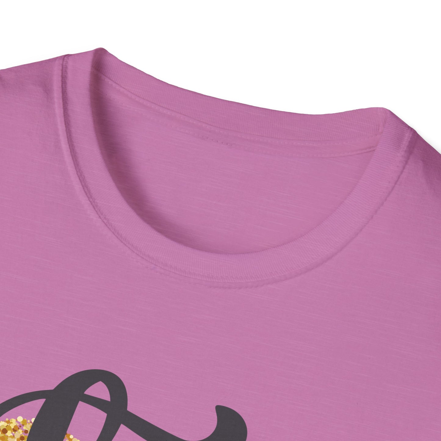 Love Mom Unisex Softstyle T-Shirt - Perfect Gift for Mother's Day