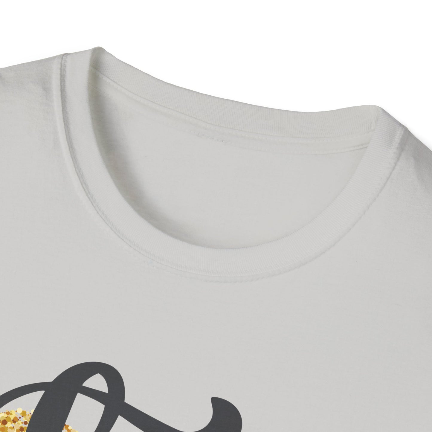 Love Mom Unisex Softstyle T-Shirt - Perfect Gift for Mother's Day
